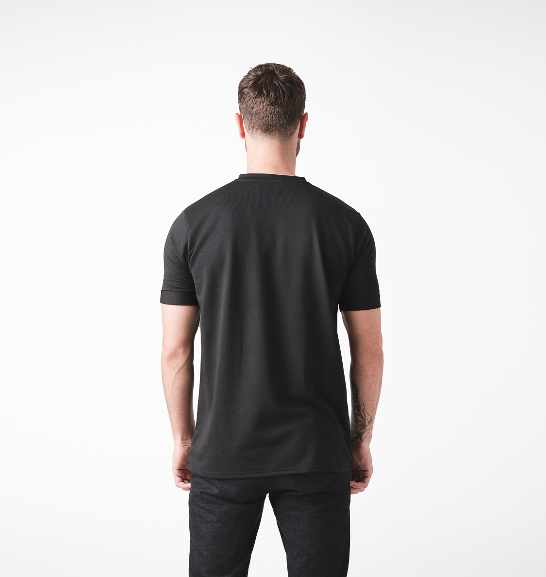Everyday T-shirt - Black image number 4